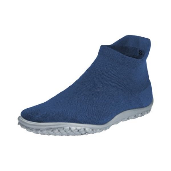 leg-sneaker