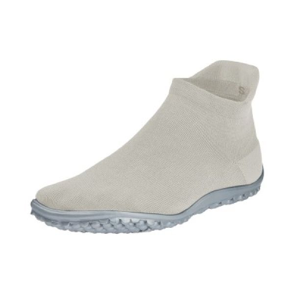 leg-sneaker